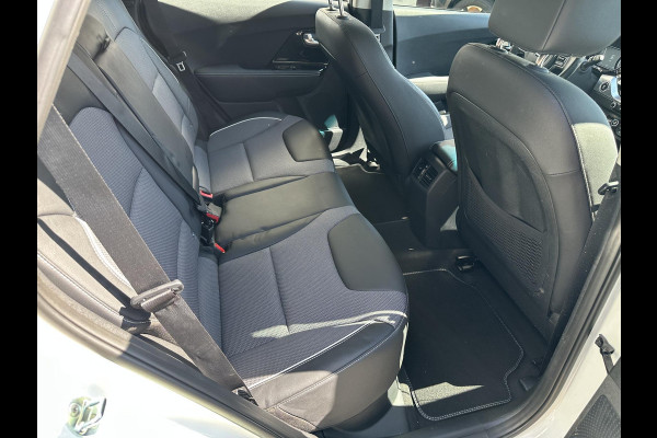 Kia e-Niro DynamicLine 64 kWh | 3-Fase | Camera | Adaptieve cruise control | NL-Auto |