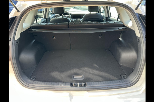 Kia e-Niro DynamicLine 64 kWh | 3-Fase | Camera | Adaptieve cruise control | NL-Auto |
