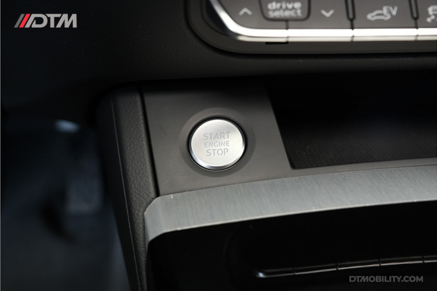 Audi Q5 55TFSIe S-Edition Competition | RS Stoelen | Pano | 360 | Trekhaak