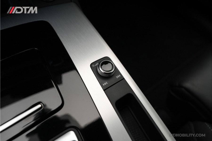 Audi Q5 55TFSIe S-Edition Competition | RS Stoelen | Pano | 360 | Trekhaak