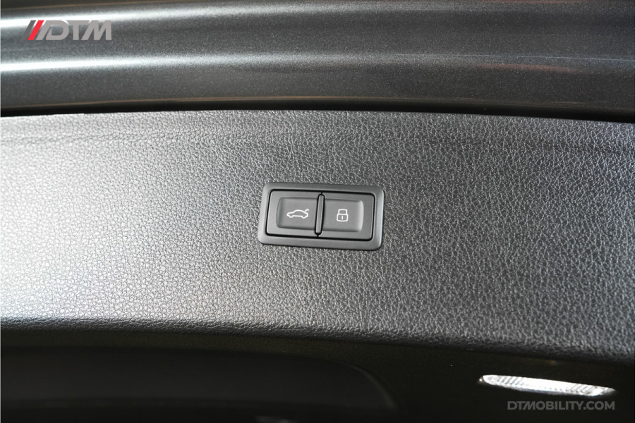 Audi Q5 55TFSIe S-Edition Competition | RS Stoelen | Pano | 360 | Trekhaak