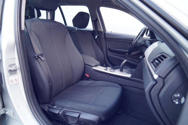 BMW 3 Serie Touring 320d High Executive / Navi / Incl. BTW / Stoelverw. / Cruise Control / Climate
