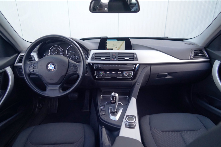 BMW 3 Serie Touring 320d High Executive / Navi / Incl. BTW / Stoelverw. / Cruise Control / Climate