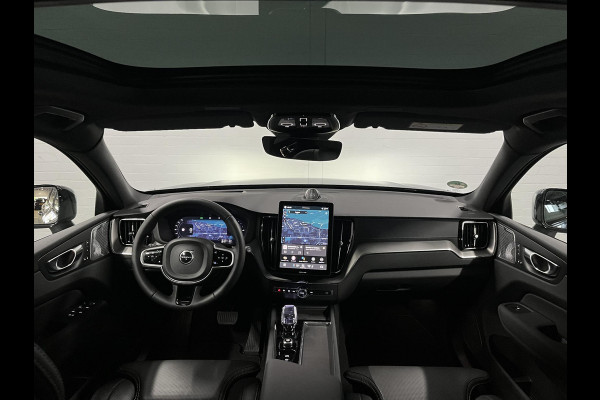 Volvo XC60 2.0 T8 PHEV AWD Ultra Black Edition Trekhaak | Bowers & Wilkins |  Massage | Open dak |  Stoel ventilatie | Stoel-/stuurverwarming | Head-up | 360 camera | *455PK*