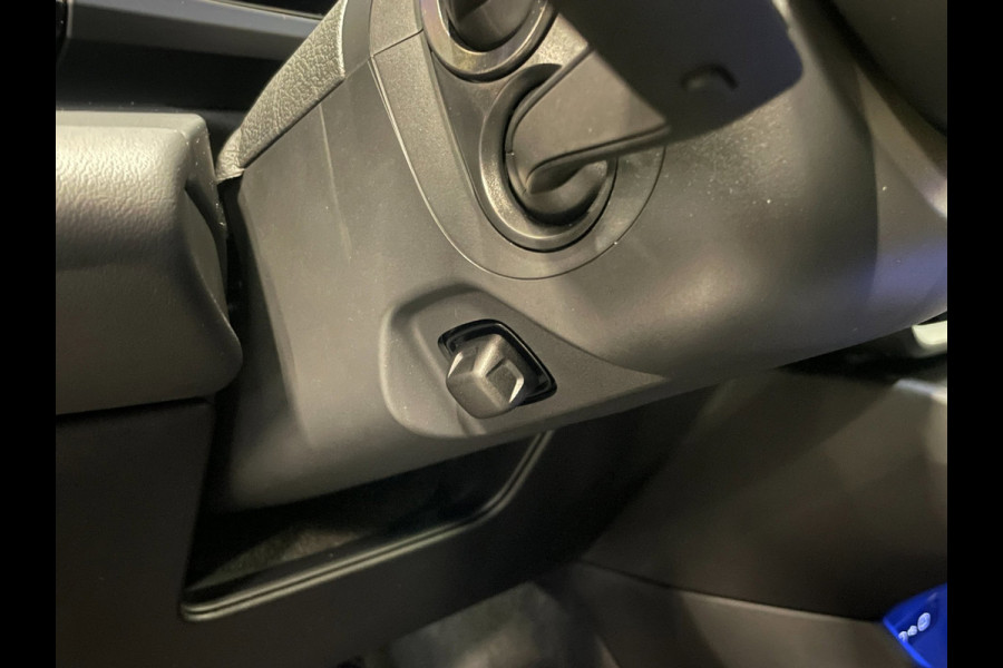 Porsche Macan 4 100 kWh|100%SOH|ACC|VULKANGRAU|VOLLEDER|MEMORY|CAMERA|CARPLAY|STOELVERWARMING|21INCH|NAP|NL|INCL.BTW|1e EIGENAAR|