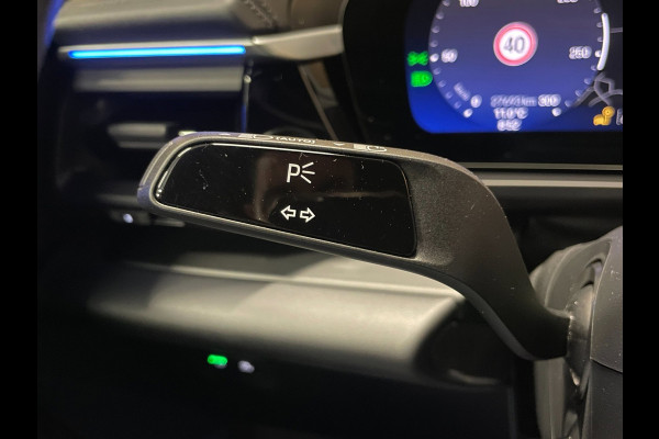 Porsche Macan 4 100 kWh|100%SOH|ACC|VULKANGRAU|VOLLEDER|MEMORY|CAMERA|CARPLAY|STOELVERWARMING|21INCH|NAP|NL|INCL.BTW|1e EIGENAAR|