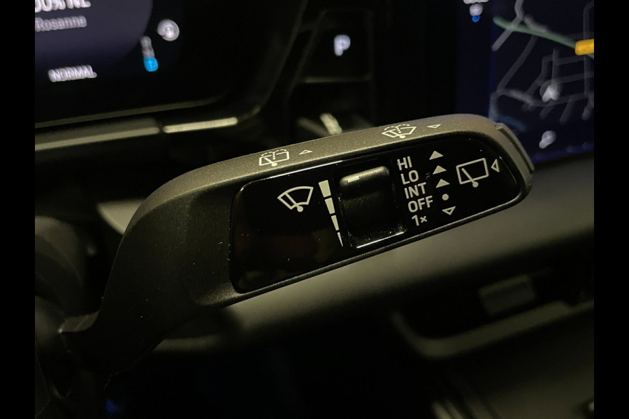 Porsche Macan 4 100 kWh|100%SOH|ACC|VULKANGRAU|VOLLEDER|MEMORY|CAMERA|CARPLAY|STOELVERWARMING|21INCH|NAP|NL|INCL.BTW|1e EIGENAAR|