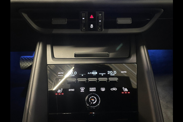 Porsche Macan 4 100 kWh|100%SOH|ACC|VULKANGRAU|VOLLEDER|MEMORY|CAMERA|CARPLAY|STOELVERWARMING|21INCH|NAP|NL|INCL.BTW|1e EIGENAAR|