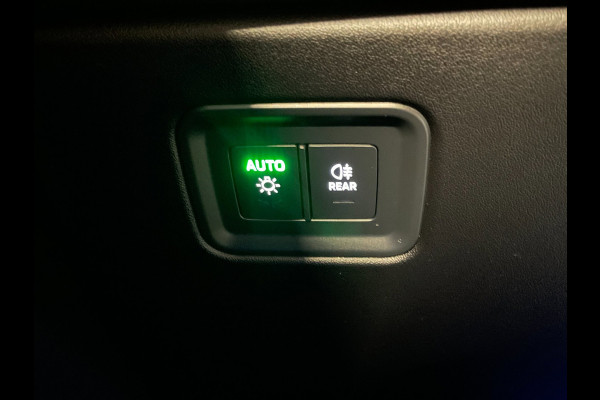 Porsche Macan 4 100 kWh|100%SOH|ACC|VULKANGRAU|VOLLEDER|MEMORY|CAMERA|CARPLAY|STOELVERWARMING|21INCH|NAP|NL|INCL.BTW|1e EIGENAAR|