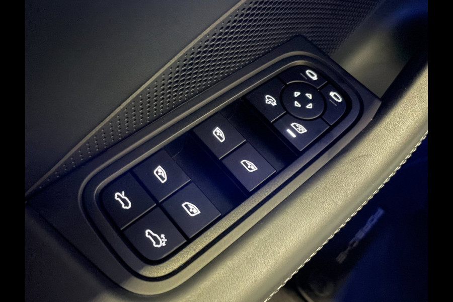 Porsche Macan 4 100 kWh|100%SOH|ACC|VULKANGRAU|VOLLEDER|MEMORY|CAMERA|CARPLAY|STOELVERWARMING|21INCH|NAP|NL|INCL.BTW|1e EIGENAAR|