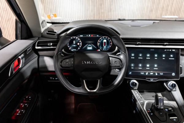 Lynk & Co 01 1.5 2022 SNEL-LADEN LED PANO CAMERA 20INCH NAVI