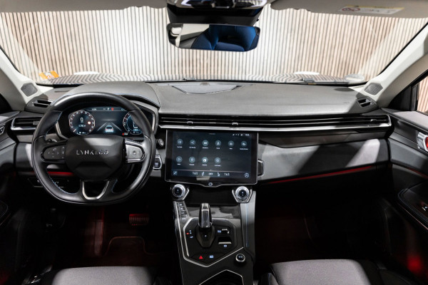 Lynk & Co 01 1.5 2022 SNEL-LADEN LED PANO CAMERA 20INCH NAVI