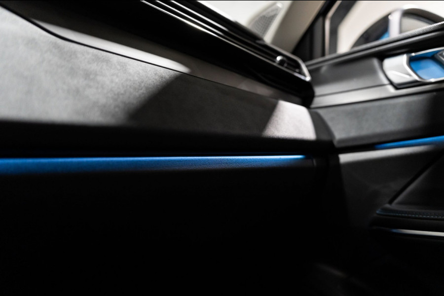 Lynk & Co 01 1.5 2022 SNEL-LADEN LED PANO CAMERA 20INCH NAVI