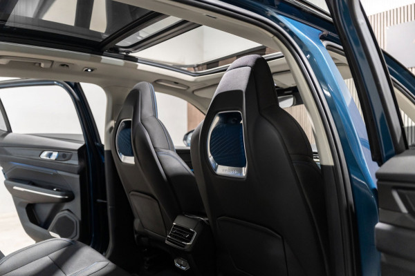 Lynk & Co 01 1.5 2022 SNEL-LADEN LED PANO CAMERA 20INCH NAVI