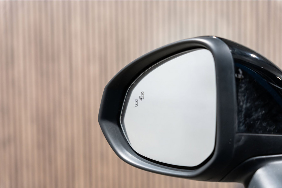 Lynk & Co 01 1.5 2022 SNEL-LADEN LED PANO CAMERA 20INCH NAVI