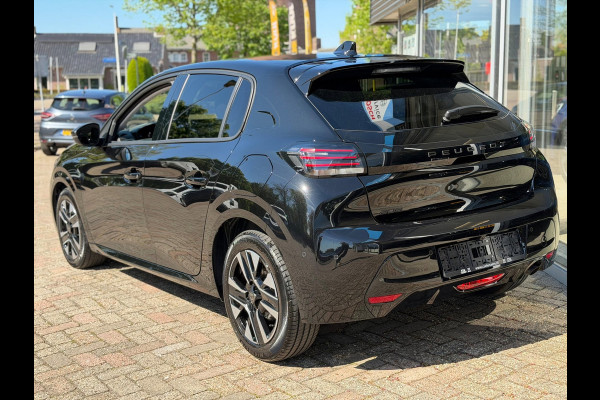 Peugeot 208 1.2 PureTech 100 Allure Navi / Camera V&A / Dodehoek / P-sensoren / APP connect