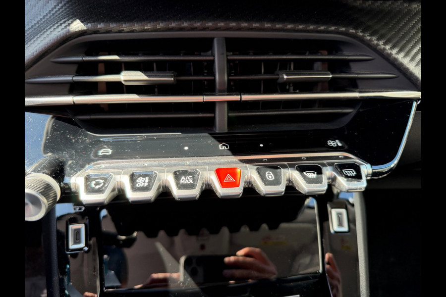 Peugeot 208 1.2 PureTech 100 Allure Navi / Camera V&A / Dodehoek / P-sensoren / APP connect