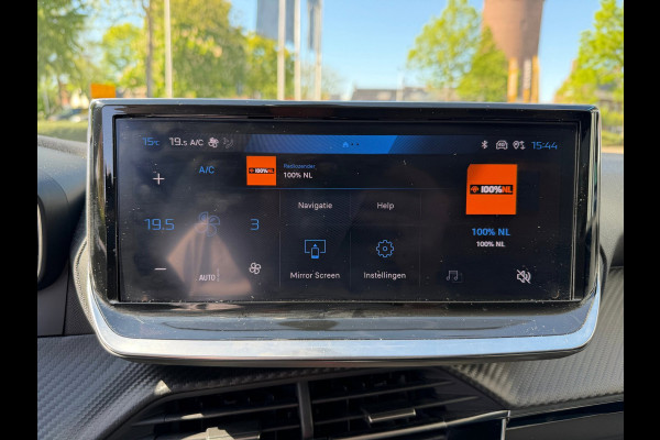 Peugeot 208 1.2 PureTech 100 Allure Navi / Camera V&A / Dodehoek / P-sensoren / APP connect