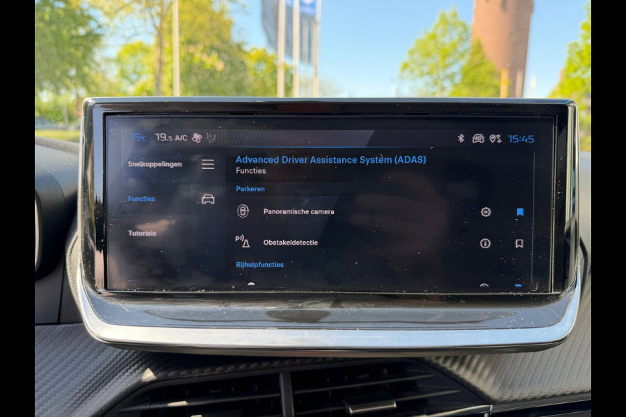 Peugeot 208 1.2 PureTech 100 Allure Navi / Camera V&A / Dodehoek / P-sensoren / APP connect