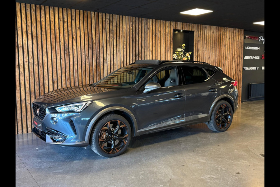 CUPRA Formentor 2.0 TSI 4DRIVE / Brembo / Beats / Pano / Stuurverwarming / Camera / Sfeerverlichting