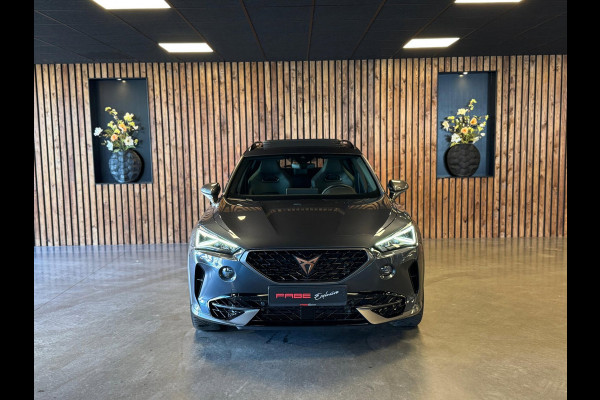 CUPRA Formentor 2.0 TSI 4DRIVE / Brembo / Beats / Pano / Stuurverwarming / Camera / Sfeerverlichting