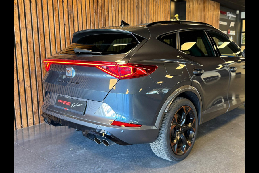 CUPRA Formentor 2.0 TSI 4DRIVE / Brembo / Beats / Pano / Stuurverwarming / Camera / Sfeerverlichting
