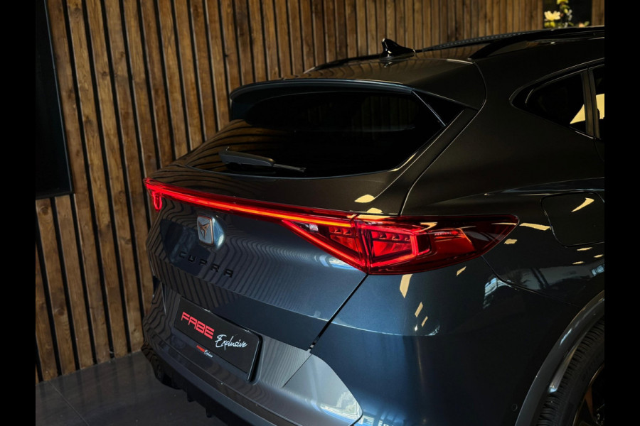 CUPRA Formentor 2.0 TSI 4DRIVE / Brembo / Beats / Pano / Stuurverwarming / Camera / Sfeerverlichting