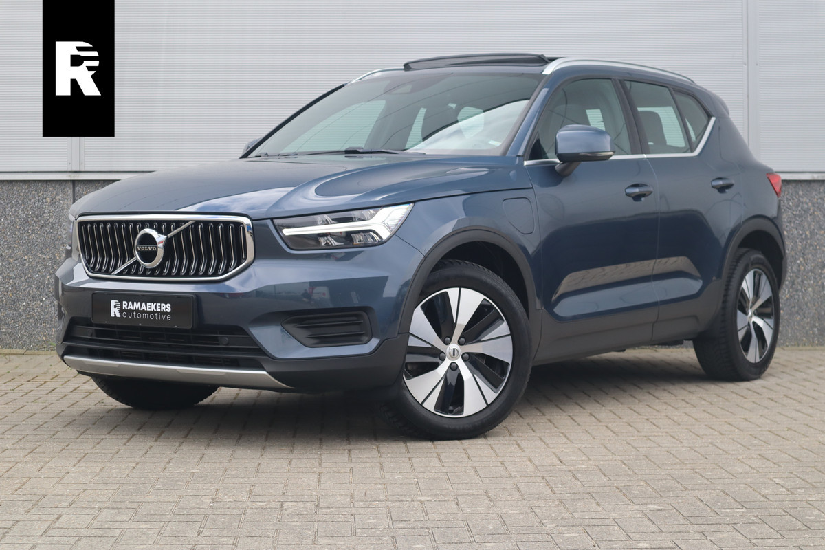 Volvo XC40 1.5 T4 Recharge Inscription Expression Panorama / Camera / Harman Kardon / Stuur Verw. / LED /