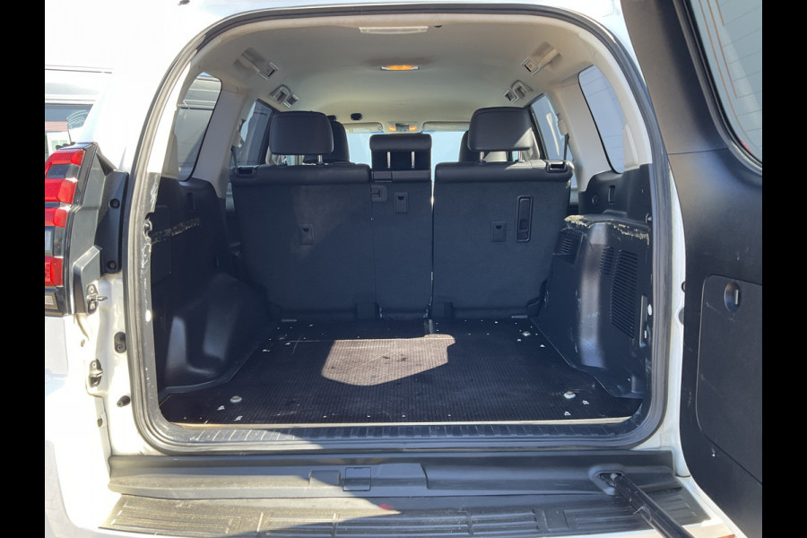 Toyota Land Cruiser 5-Pers 2.8 D-4D Professional 5p. 360° Leer Stoelverw+koel Trekhaak (3000kg)