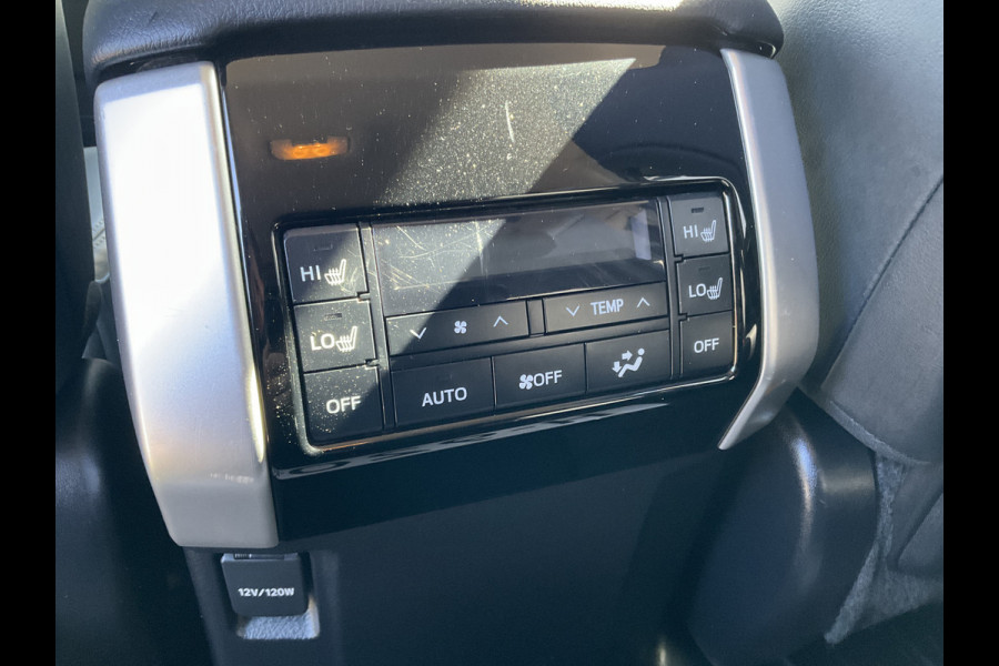 Toyota Land Cruiser 5-Pers 2.8 D-4D Professional 5p. 360° Leer Stoelverw+koel Trekhaak (3000kg)