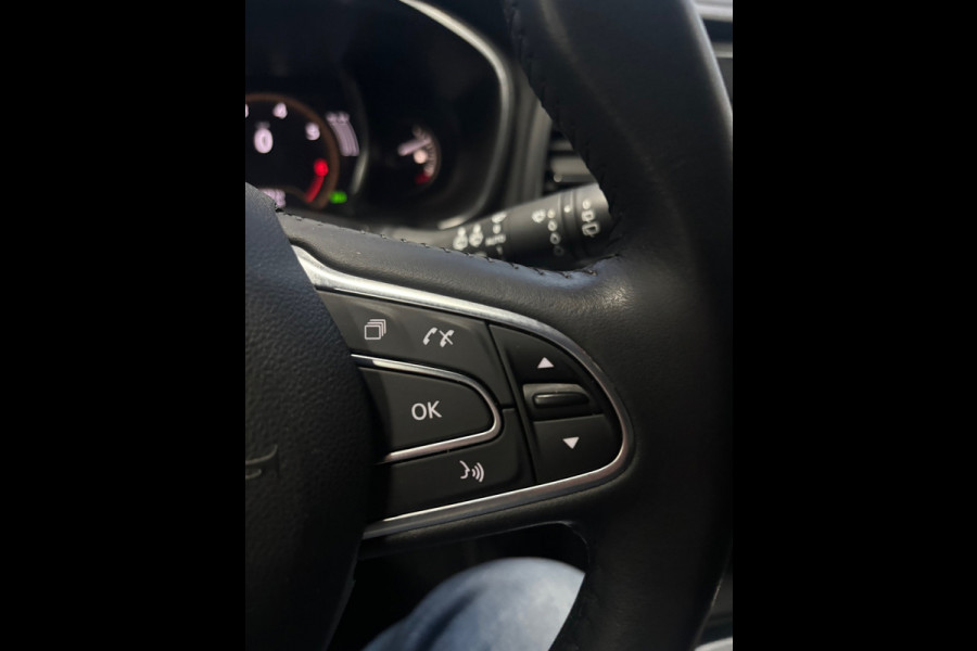 Renault Mégane Estate 1.3 TCe Limited Clima | Cruise | Navi | PDC | Trekhaak
