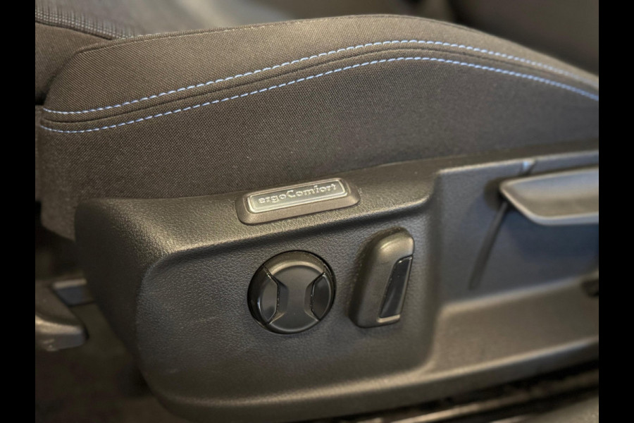 Volkswagen Passat Variant 1.4 TSI PHEV GTE Business / BTW / Pano / Camera / Keyless / Sfeerverlichting / Carplay / Gordijn