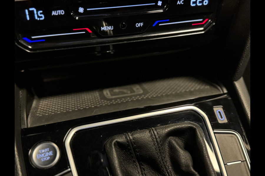 Volkswagen Passat Variant 1.4 TSI PHEV GTE Business / BTW / Pano / Camera / Keyless / Sfeerverlichting / Carplay / Gordijn