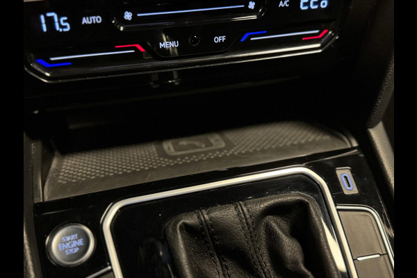 Volkswagen Passat Variant 1.4 TSI PHEV GTE Business / BTW / Pano / Camera / Keyless / Sfeerverlichting / Carplay / Gordijn