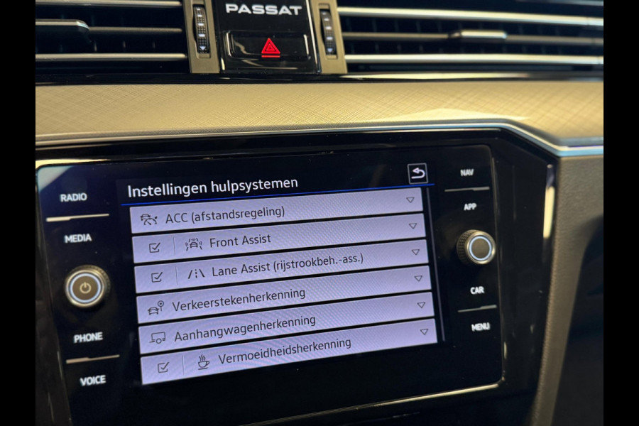 Volkswagen Passat Variant 1.4 TSI PHEV GTE Business / BTW / Pano / Camera / Keyless / Sfeerverlichting / Carplay / Gordijn