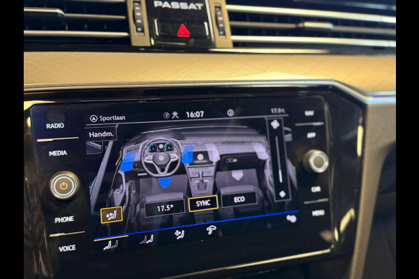 Volkswagen Passat Variant 1.4 TSI PHEV GTE Business / BTW / Pano / Camera / Keyless / Sfeerverlichting / Carplay / Gordijn