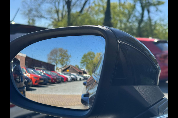 Volkswagen Golf eHybrid PHEV 204PK DSG STYLE CAMERA/NAVI/STUURVERW.