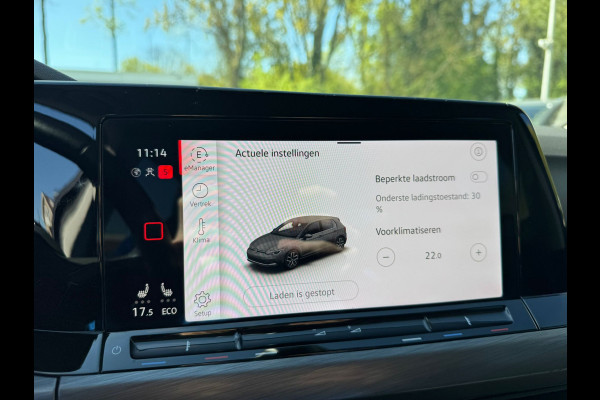 Volkswagen Golf eHybrid PHEV 204PK DSG STYLE CAMERA/NAVI/STUURVERW.