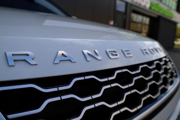 Land Rover Range Rover Evoque 1.5 P300e AWD SE | BTW | MERIDIAN | MEMORY | PANO | CAMERA | LEDER | CARPLAY | KEYLESS |