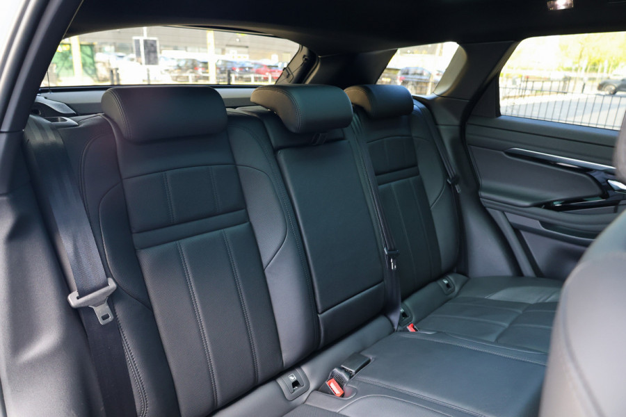 Land Rover Range Rover Evoque 1.5 P300e AWD SE | BTW | MERIDIAN | MEMORY | PANO | CAMERA | LEDER | CARPLAY | KEYLESS |