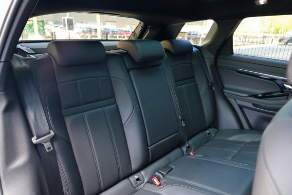 Land Rover Range Rover Evoque 1.5 P300e AWD SE | BTW | MERIDIAN | MEMORY | PANO | CAMERA | LEDER | CARPLAY | KEYLESS |