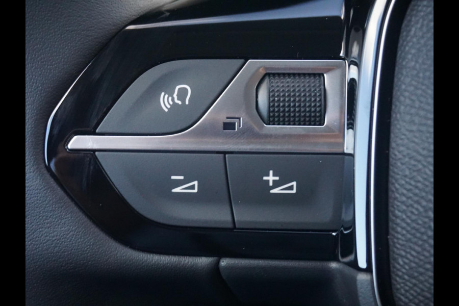 Peugeot 208 1.2 Hybrid 110 e-DCS6 Allure 360 camera