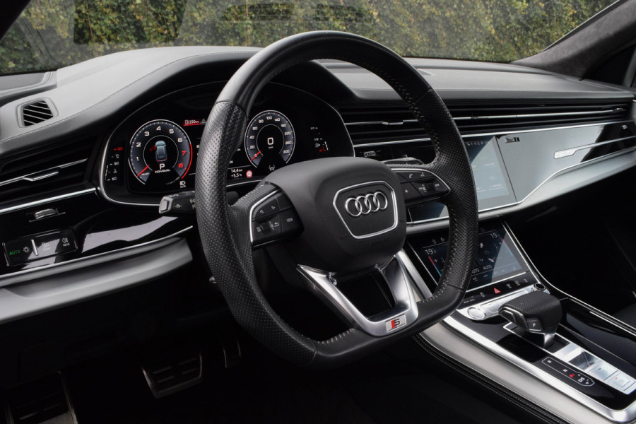 Audi Q8 55 TFSI Quattro / 2x S-line/ Luchtvering/ Standkachel/ Bang & Olufsen Sound System/ Panoramadak/ 250kW (340PK)