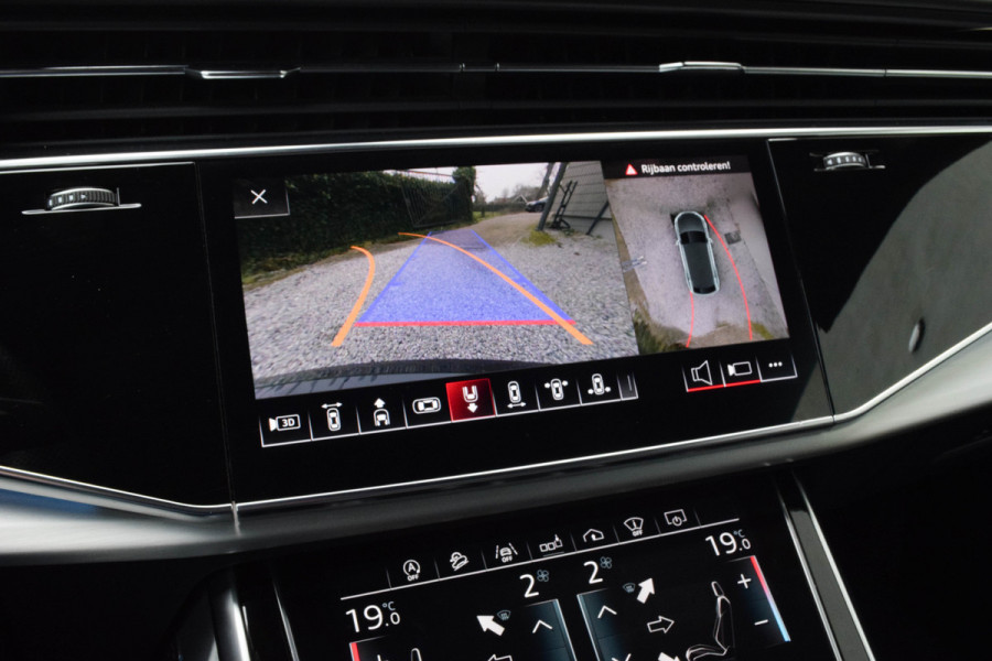 Audi Q8 55 TFSI Quattro / 2x S-line/ Luchtvering/ Standkachel/ Bang & Olufsen Sound System/ Panoramadak/ 250kW (340PK)