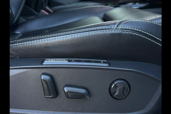 Volkswagen ID.4 Pro MAX 77 kWh, VOL OPTIES, panoramadak, soh 98 %, leder, el bedienbare trekhaak 21 inch, matrix led,, 360 camera