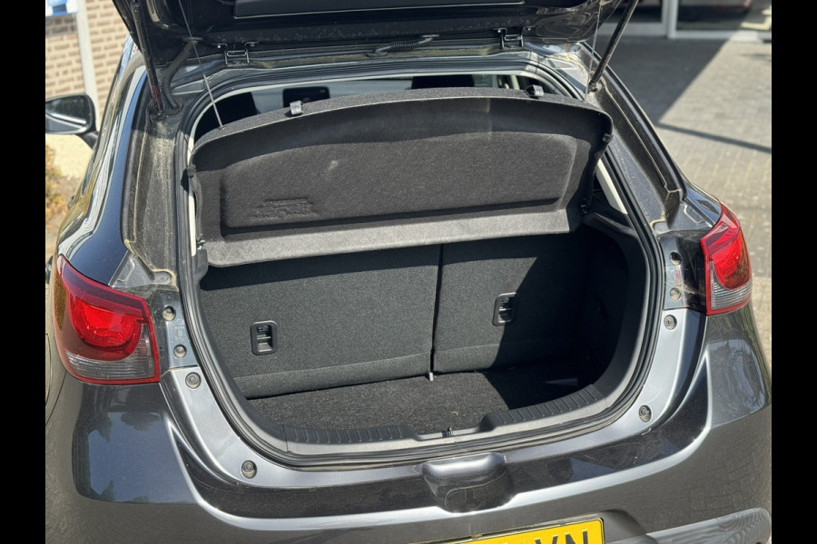 Mazda 2 1.5 Skyactiv-G Sport Selected | Navi, Cruise, Airco, Camera, DAB, Bluetooth | 1e Eigenaar | NAP |