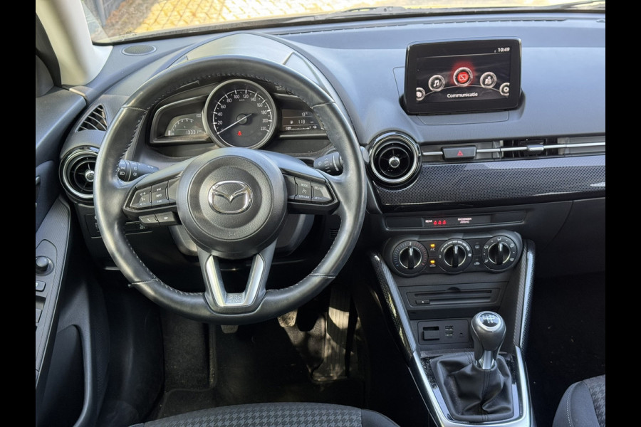 Mazda 2 1.5 Skyactiv-G Sport Selected | Navi, Cruise, Airco, Camera, DAB, Bluetooth | 1e Eigenaar | NAP |