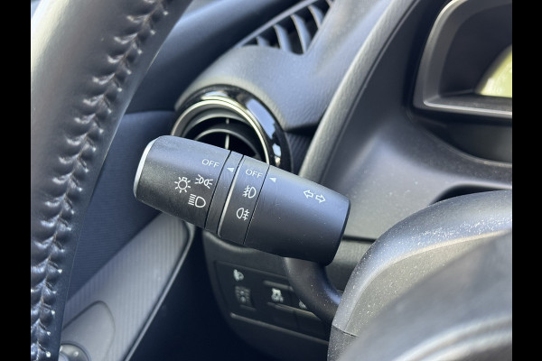 Mazda 2 1.5 Skyactiv-G Sport Selected | Navi, Cruise, Airco, Camera, DAB, Bluetooth | 1e Eigenaar | NAP |