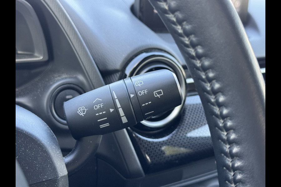 Mazda 2 1.5 Skyactiv-G Sport Selected | Navi, Cruise, Airco, Camera, DAB, Bluetooth | 1e Eigenaar | NAP |