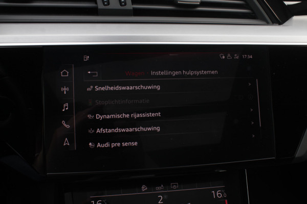 Audi e-tron Sportback 50 quattro S edition 71 kWh / Panoramadak / Camera / Luchtvering / 20'' / Leder&Alcantara / DAB / ACC / Navigatie / Stoelverwarming